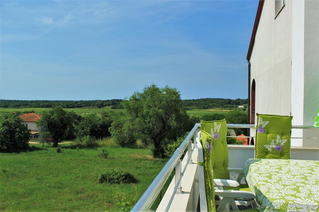 Apartment Eni Rovinj Eksteriør billede